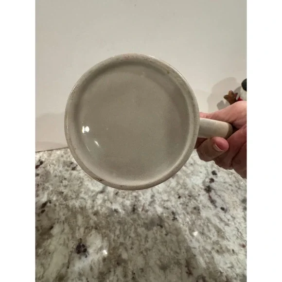 Ceramic Mug Follow Your Heart Embossed Design Coffee Cup - Picture 6 of 6